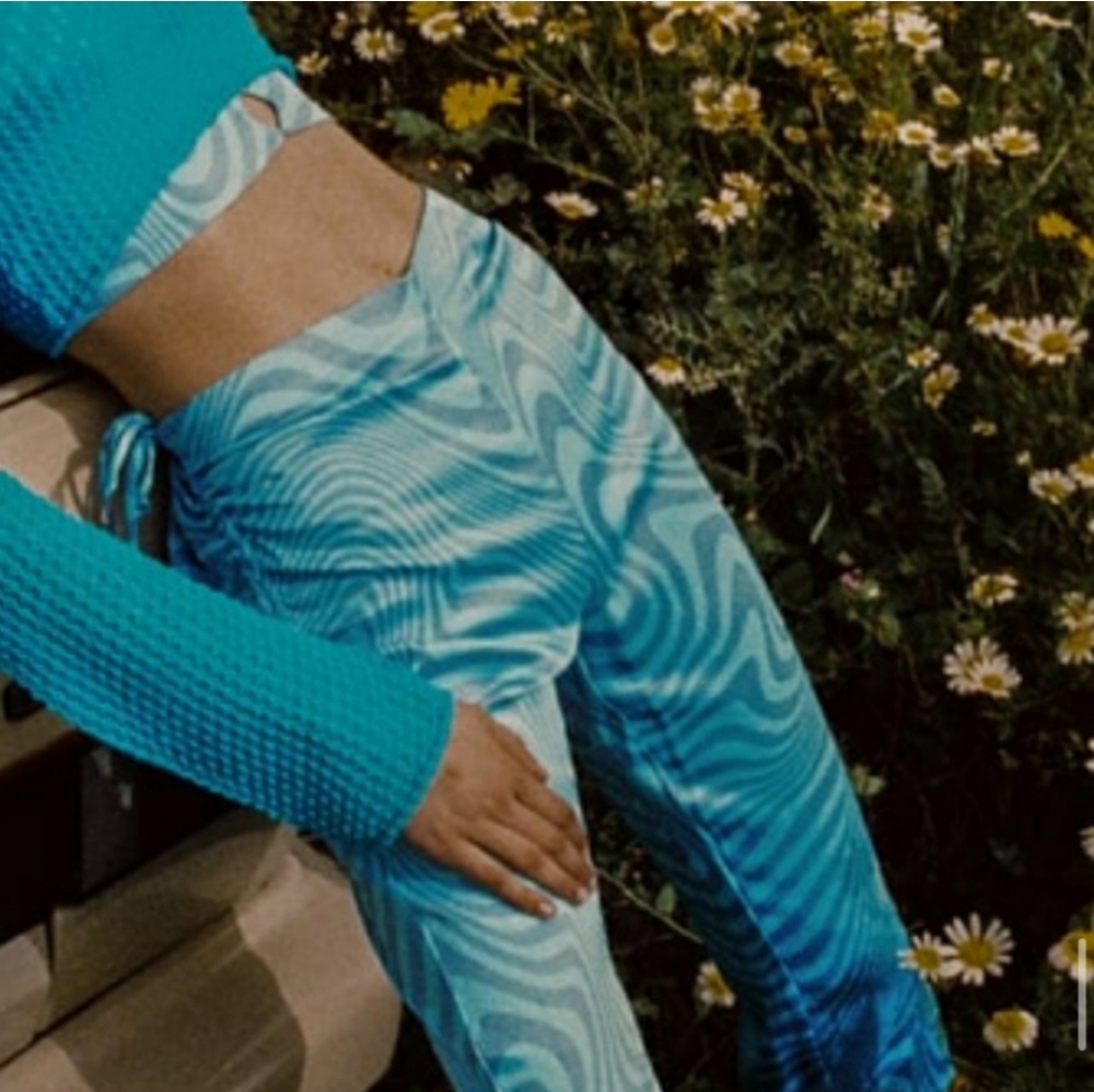 ZARA Flared satiny retro pants